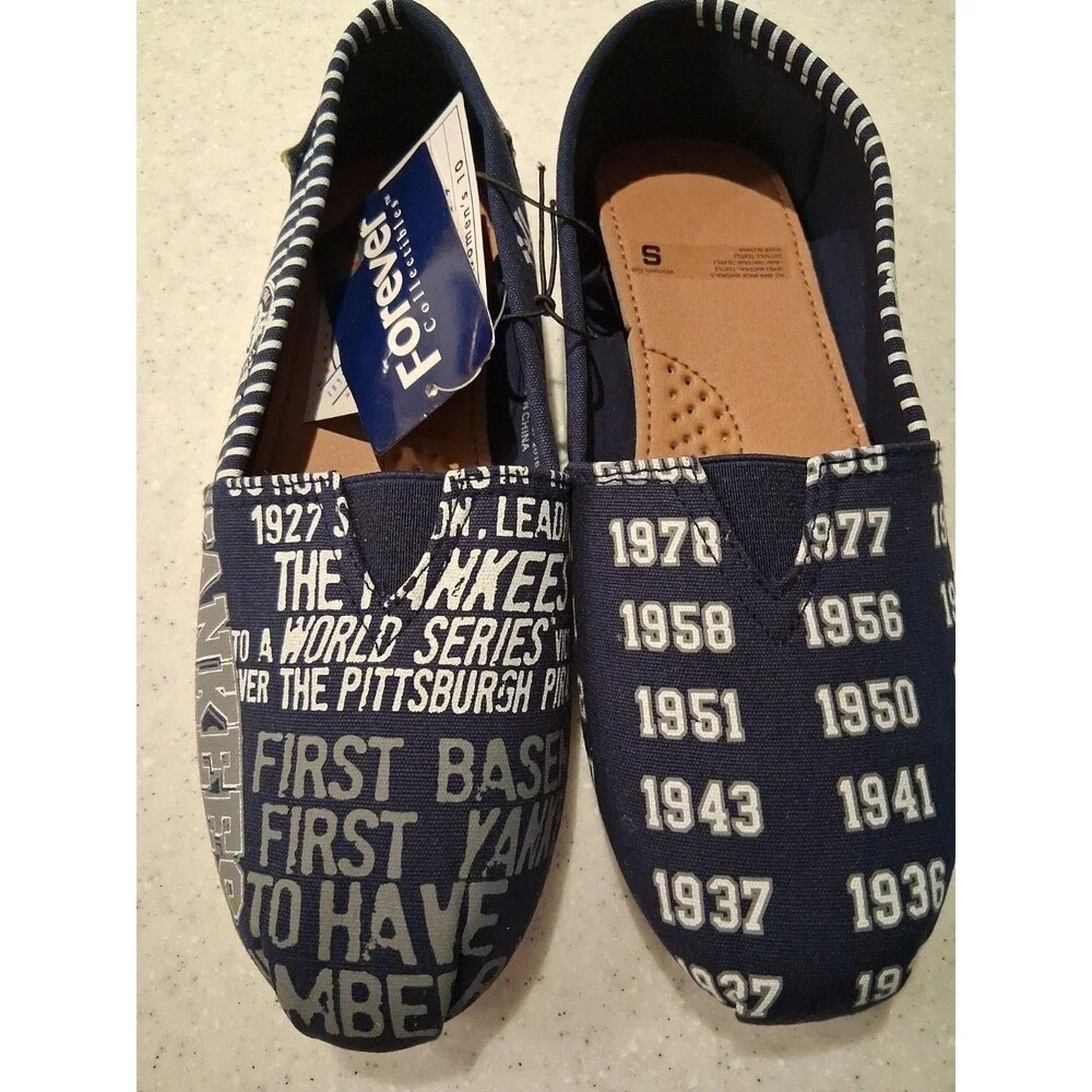 MLB New York Yankees Women's Canvas Slip-On Flats Blue/White US S 5-6